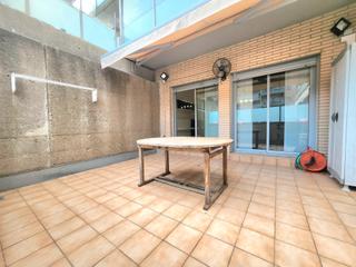 Flat in Les Arenes - La Grpia - Can Montllor. Terraza a pie de comedor