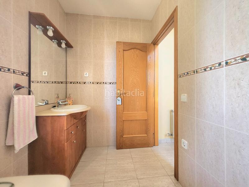 Foto 16c37af7-705f-443c-ba03-433d15dc13a6. Casa impresionante casa con jardin y 5 dormitorios en Rubí