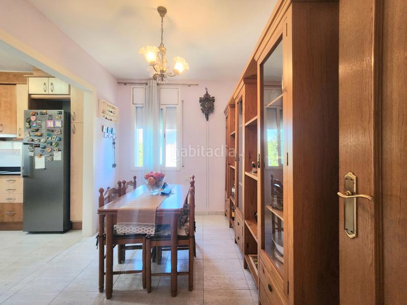 Foto a04f8efa-c5d2-4173-bb82-2ab829cb1f6f. Casa impresionante casa con jardin y 5 dormitorios en Rubí