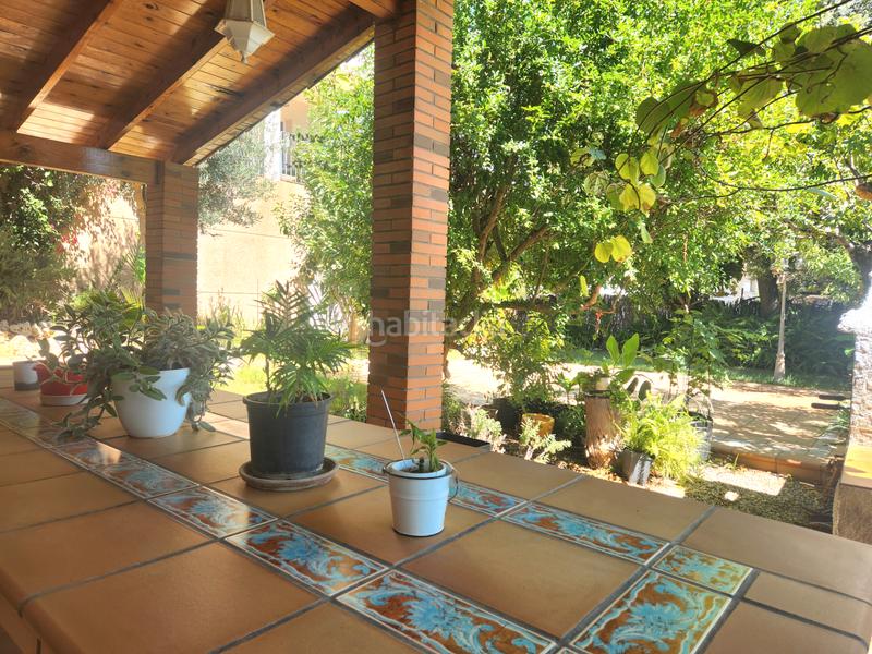 Foto a30c9084-cae6-43e6-9526-cfa60d95d48d. Casa impresionante casa con jardin y 5 dormitorios en Rubí