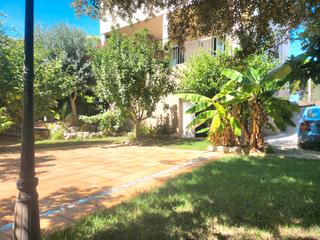 Maison à Castellnou-Can Mir-Can Solà. Impresionante casa con jardin y 5 dormitorios