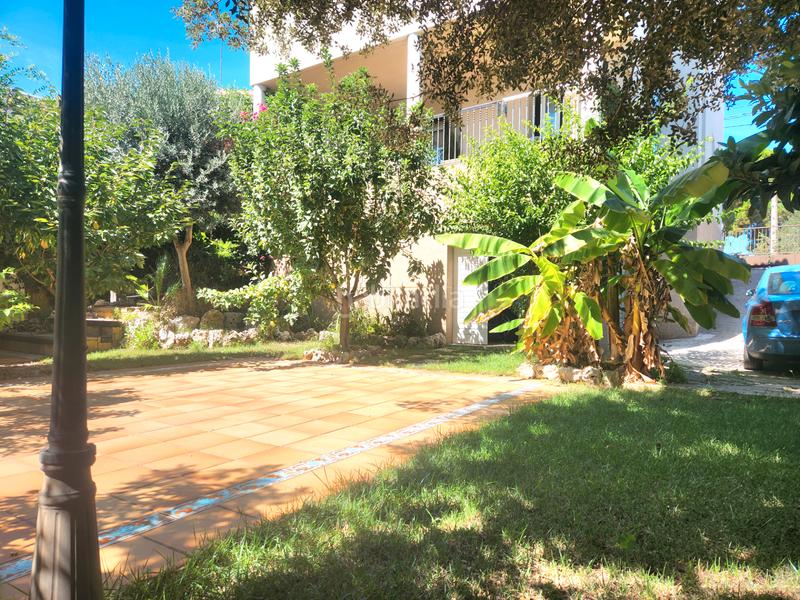 Foto aba8f477-6c4e-4f38-942a-77bcf2fc2556. Casa impresionante casa con jardin y 5 dormitorios en Rubí