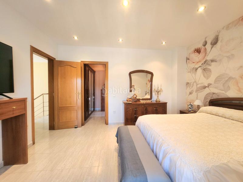 Foto baffa2e1-d99d-42a5-a1f2-1e0f10d05e31. Casa impresionante casa con jardin y 5 dormitorios en Rubí