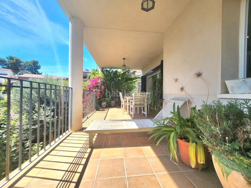 Foto d3e1313a-425e-4627-bc79-d4d3ddaac55a. Casa impresionante casa con jardin y 5 dormitorios en Rubí