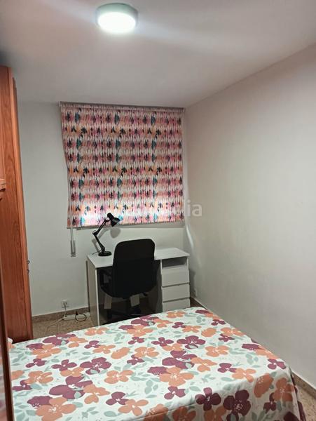 Foto d5509190-de46-484c-83b9-902b46edf58a. Flat with heating parking in Parque de los Cineastas Zaragoza