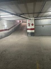 Car parking  Avenida zaragoza