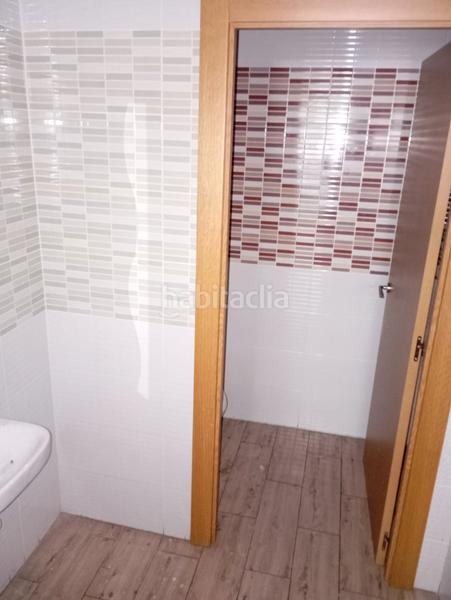 Foto 6349eebd-6f24-4e21-85ed-af13a9ca3034. Lloguer local comercial a vía de ramón pignatelli 3 a Zaragoza