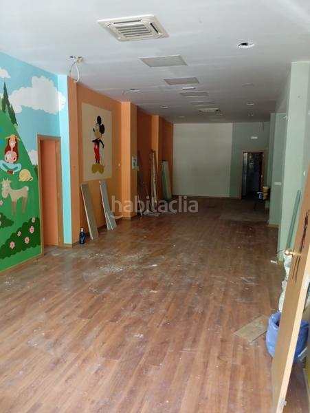 Foto 70fc25c3-4c2f-48d3-854d-7dfdce16e544. Lloguer local comercial a vía de ramón pignatelli 3 a Zaragoza