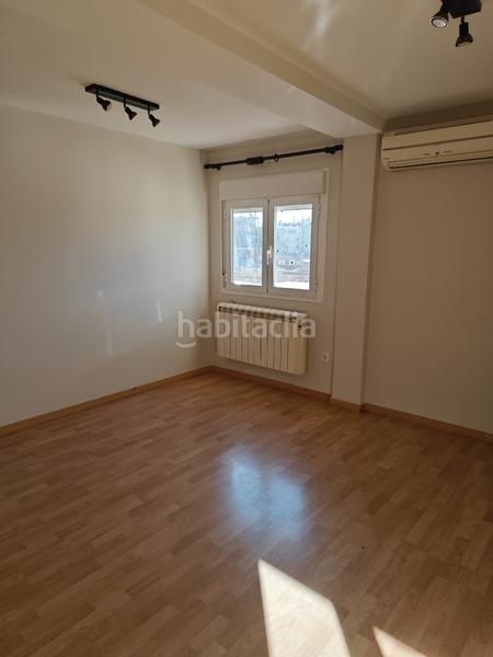 Foto 67f96fcb-ead9-497f-b6bc-b9c1241ddbc2. Flat in avenida de navarra 53 in Barrio del Ave Zaragoza