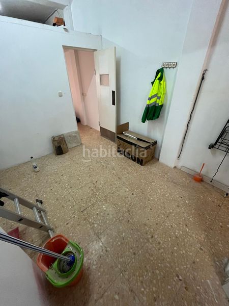Foto b1418ca3-edd3-4c76-8ccc-f154db0986ad. Local comercial a Torrero Zaragoza