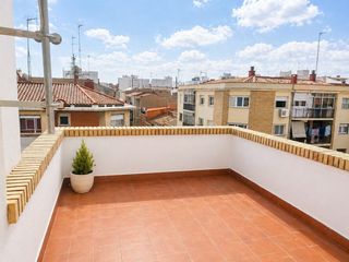 Piso  Calle de jenaro checa