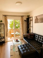 Pis  Calle de jenaro checa 26. Mundocasa ofrece en exclusiva esta fantastica vivienda completam
