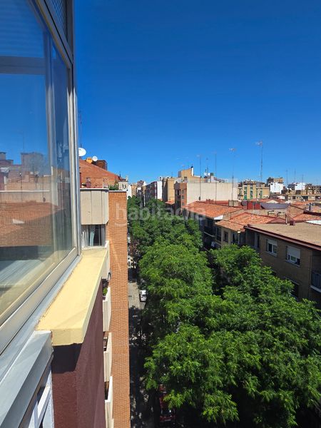 Foto a4988219-9e0a-45fd-9943-a545337f5fa3. Pis amb calefacció a Las Delicias Zaragoza