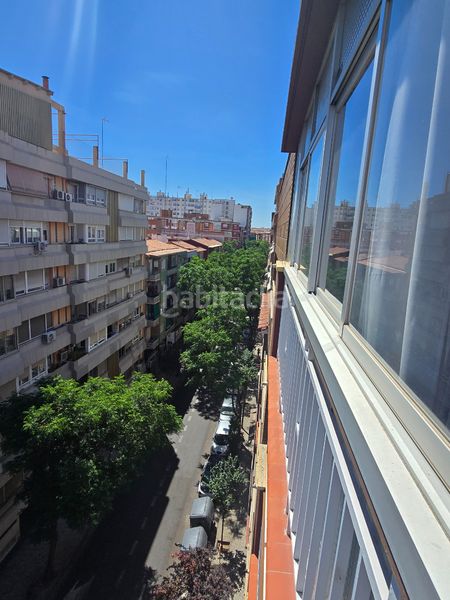 Foto c77ec596-7de0-4405-8e1a-add75e9680c3. Pis amb calefacció a Las Delicias Zaragoza