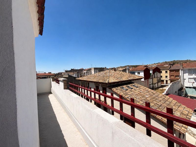 Foto 23a9b50f-4c11-471c-8544-475872848557. Àtic amb calefacció aparcament a Zuera