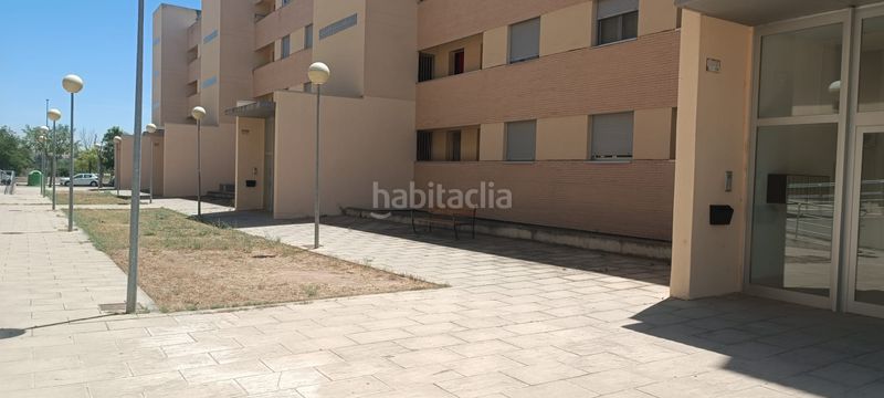 Foto 0f7bbe37-e75d-4f8c-95de-c508fd00cd25. Pis amb calefacció aparcament a Zuera