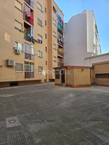 Foto 4d456ba3-7e49-4ee5-9d85-732a698f6408. Pis amb calefacció aparcament a Las Delicias Zaragoza