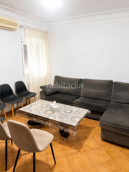 Foto f64223b9-d618-4a2d-b071-ffdd691bc2b0. Appartamento in calle de martínez vargas 8 in Torrero Zaragoza