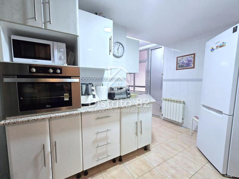 Foto a42b8542-3aed-4fca-b34d-f484578d922d. Pis amb calefacció aparcament piscina a Centro Móstoles