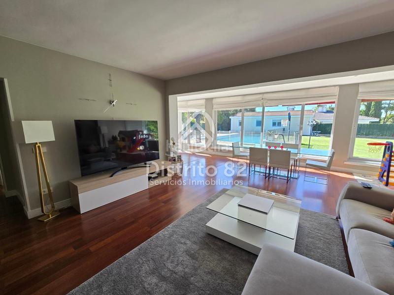 Foto 6c9913a0-d3c6-4e40-abc1-4c855fc04156. Rent chalet with heating parking pool in Algete centro Algete