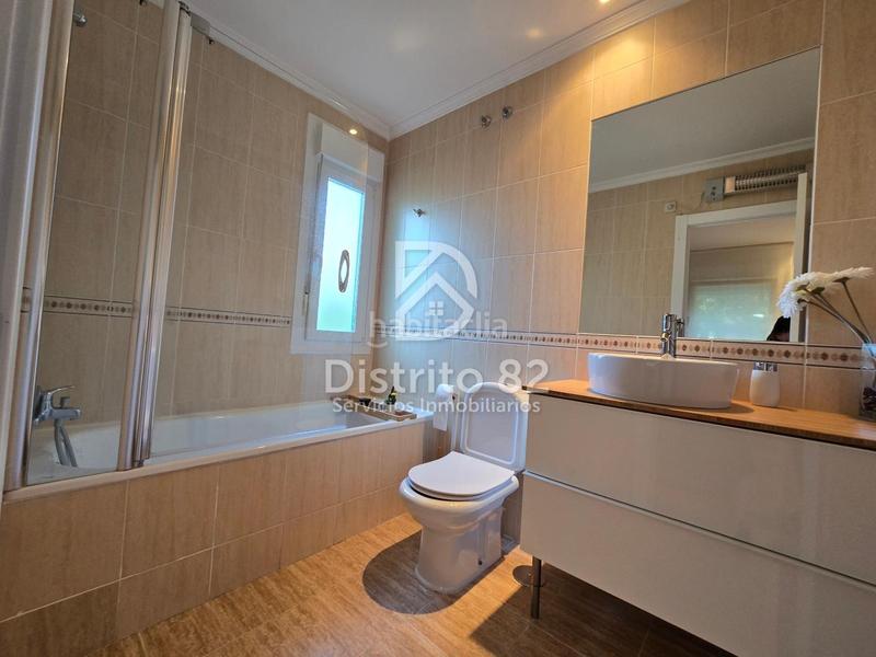 Foto db4afe87-ae2c-4db5-b8c7-4430bdf0069c. Rent chalet with heating parking pool in Algete centro Algete