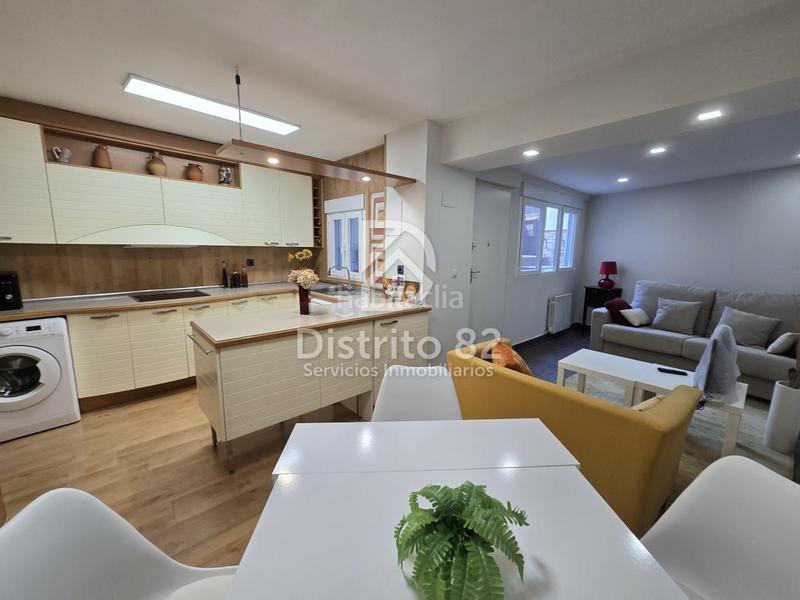 Foto c0fc990e-5094-40a6-9fd4-01642ae8c604. Casa adossada amb calefacció aparcament piscina a Madrid