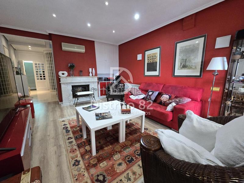 Foto 5708a1c8-141c-4765-8fe8-241f02aa4821. Semi detached house with heating parking pool in Peñagrande Madrid