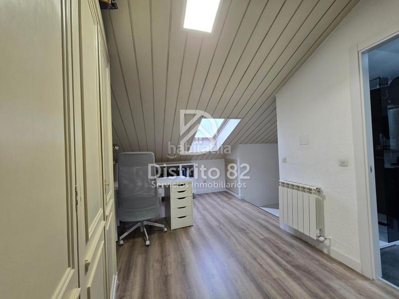 Foto a05c5d92-8afc-4ad6-885d-f6546dbcdbba. Semi detached house with heating parking pool in Peñagrande Madrid