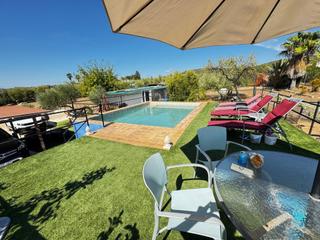 Chalet  Camino zarzaluenga. Increíble chalet en lora del rio totalmente reformado con piscin