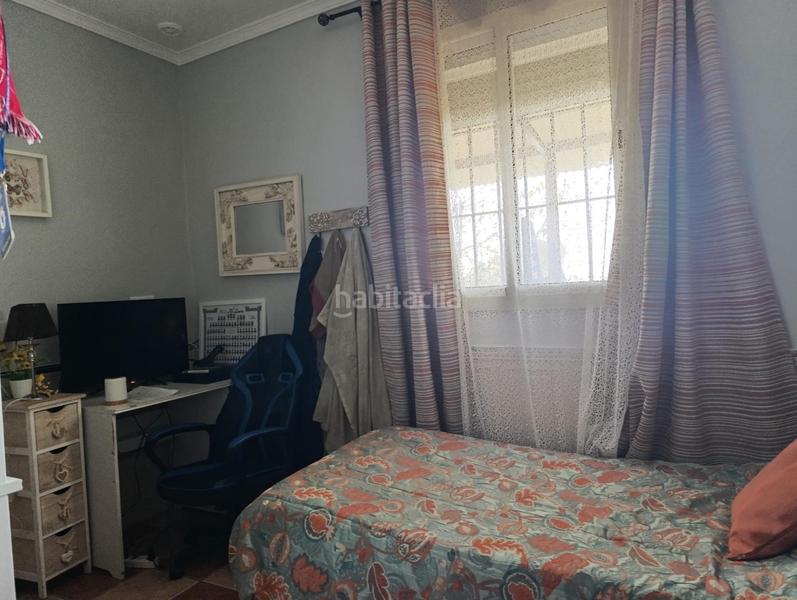 Foto a6ab3212-27d8-4dce-99c3-94692c4c2533. Chalet increíble chalet en lora del rio totalmente reformado con piscina y olivar en Lora del Río