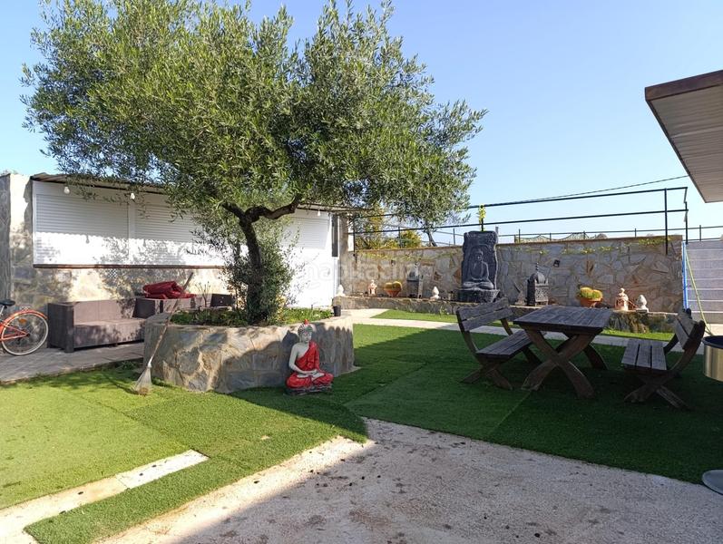 Foto b5fb0186-b0f4-4298-a5e4-23ce88ac0261. Chalet increíble chalet en lora del rio totalmente reformado con piscina y olivar en Lora del Río