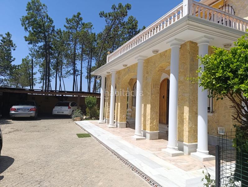Foto 0860172e-e47a-42ef-ac30-6b6c8641cc13. Chalet  en venta en los pinares !!! en Lepe