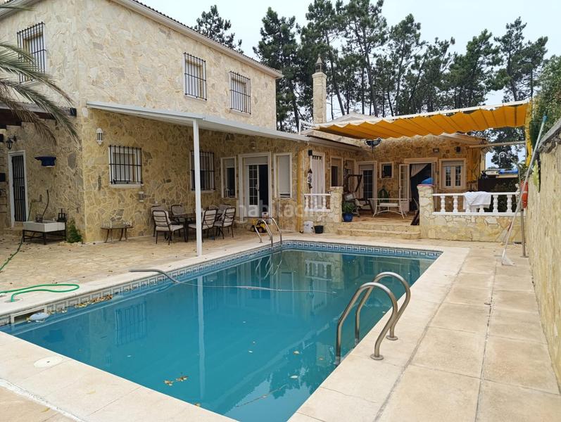 Foto fe98680d-a240-4087-b894-43c3e4dce704. Chalet  en venta en los pinares !!! en Lepe