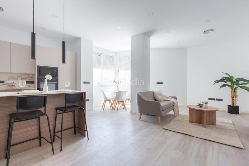 Foto 3cb198ea-fd1e-47fd-bac9-7da73bda8916. Piso fantastico piso nuevo a estrenar en la gran plaza!!! en Sevilla