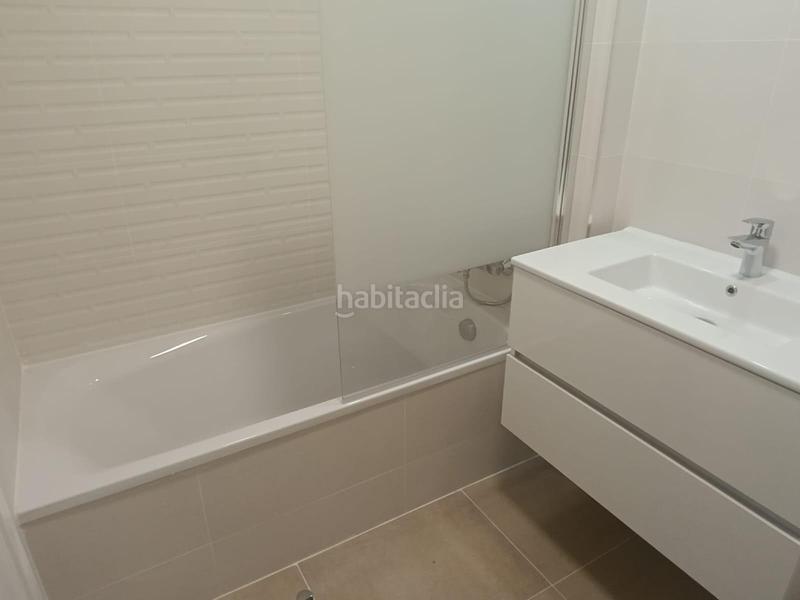 Foto 8868d3fc-2776-4d4e-8c52-1197464fb0dd. Alquiler piso obra nueva a estrenar en entre núcleos, ! en Dos Hermanas