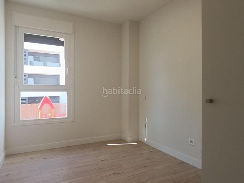 Foto 9611d7d0-3649-4a18-8160-586d39074b2d. Alquiler piso obra nueva a estrenar en entre núcleos, ! en Dos Hermanas