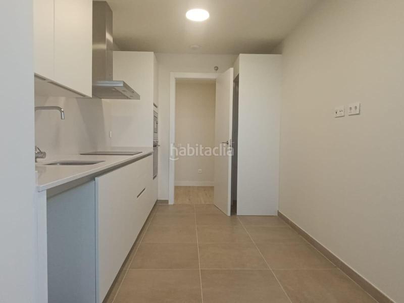 Foto cbea8d1a-6ebe-457b-86b0-502923d5284d. Alquiler piso obra nueva a estrenar en entre núcleos, ! en Dos Hermanas