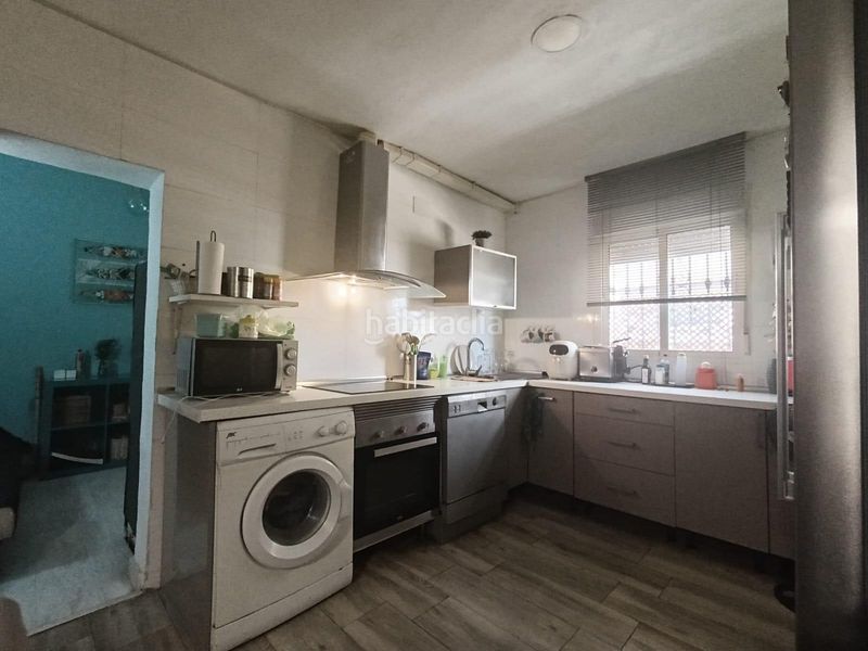 Foto 0efcb829-db25-4a8a-8141-c791a0c579c3. Casa adossada amb calefacció a La Paz Alcalá de Guadaira