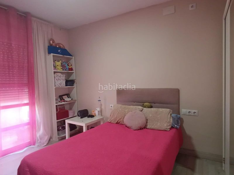Foto b2a4e491-941d-4ca6-b01a-04db0bc578ab. Casa adossada amb calefacció a La Paz Alcalá de Guadaira