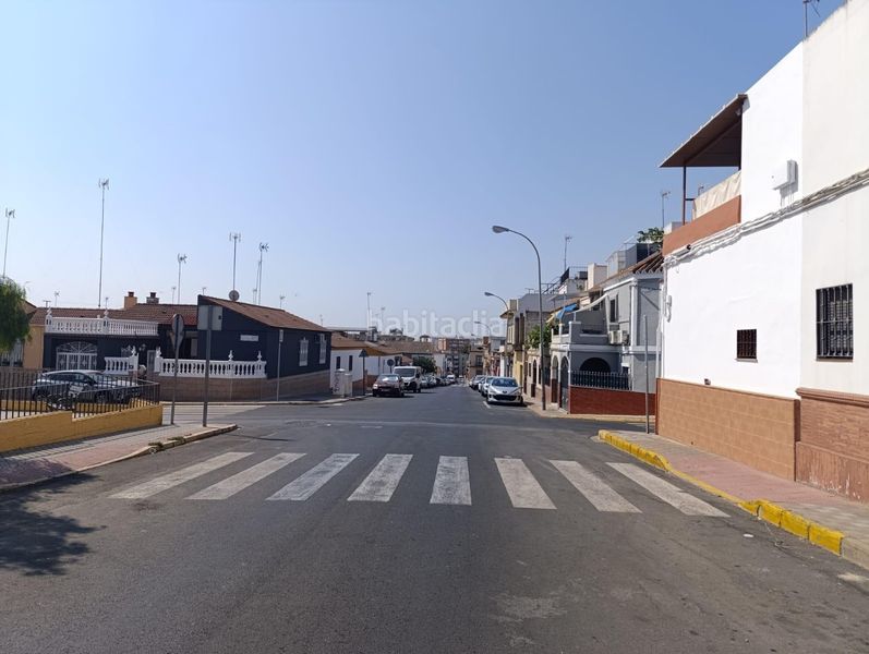 Foto f4bf8cc5-9151-47a6-b2cb-1e6763c84bc6. Casa adossada amb calefacció a La Paz Alcalá de Guadaira