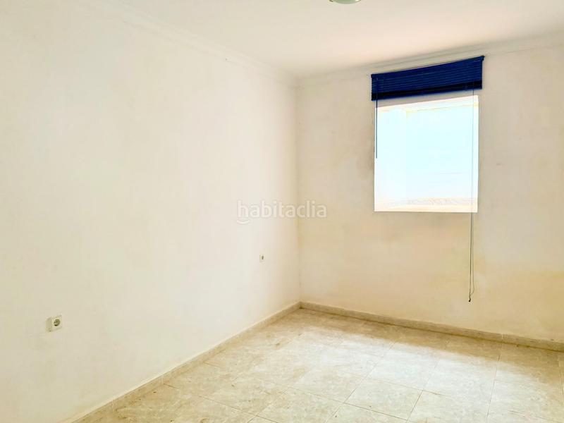 Foto 7e3982dd-d863-4462-888d-26a6d3a29587. Casa chalet con doble vivienda, buhardilla, gran parcela y piscina en urbanización torrepalma en Carmona