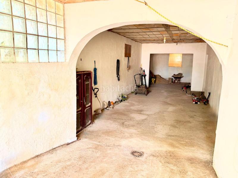 Foto 8bea5e21-48c8-482c-832e-661542afc44e. Casa chalet con doble vivienda, buhardilla, gran parcela y piscina en urbanización torrepalma en Carmona