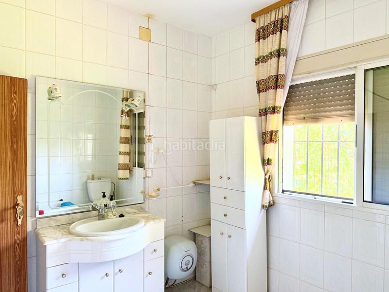 Foto d2315141-daf4-480e-b94e-dd2aa7667bb3. Casa chalet con doble vivienda, buhardilla, gran parcela y piscina en urbanización torrepalma en Carmona