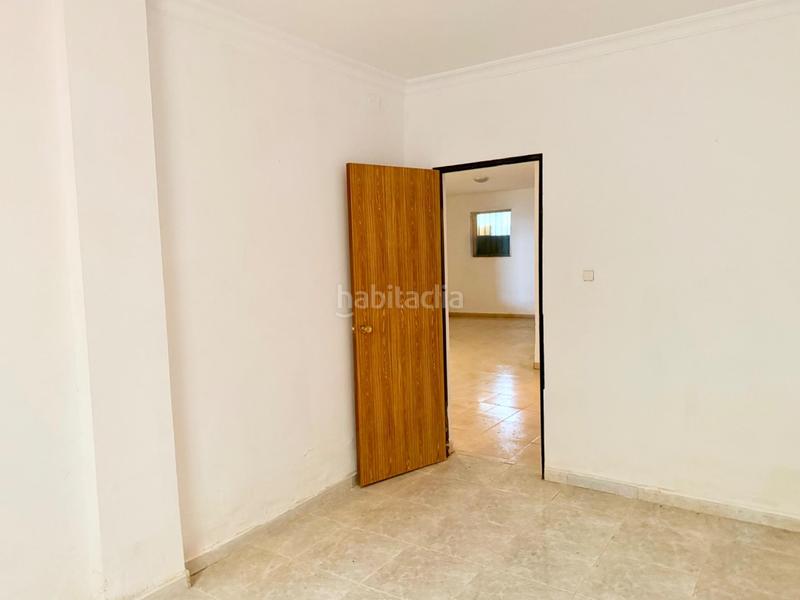 Foto dca19c98-2877-4f5f-be0f-39fa2dfc0124. Casa chalet con doble vivienda, buhardilla, gran parcela y piscina en urbanización torrepalma en Carmona