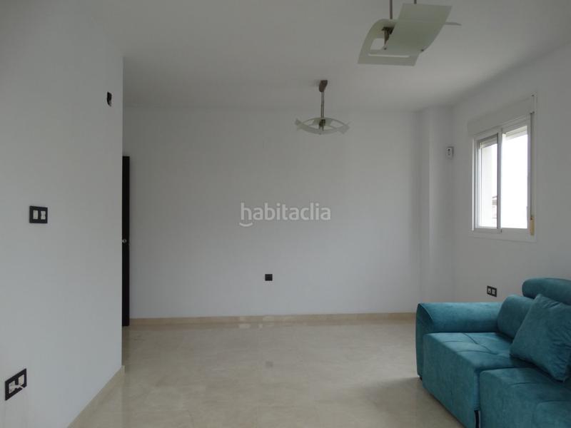 Foto 48901cf0-2589-4307-b42c-e5e494e4d25d. Àtic amb calefacció aparcament a colores - entreparques Sevilla