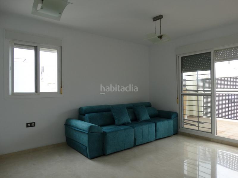 Foto 57d33abd-c7d0-4fb1-973f-d62a0f944dd8. Àtic amb calefacció aparcament a colores - entreparques Sevilla