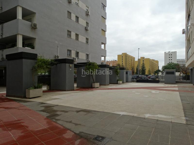 Foto 8875d476-e06c-49bc-8212-2c2342fa913e. Àtic amb calefacció aparcament a colores - entreparques Sevilla