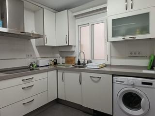 Alquiler Piso  Calle satsumas. Vivienda totalmente reformada en santa aurelia