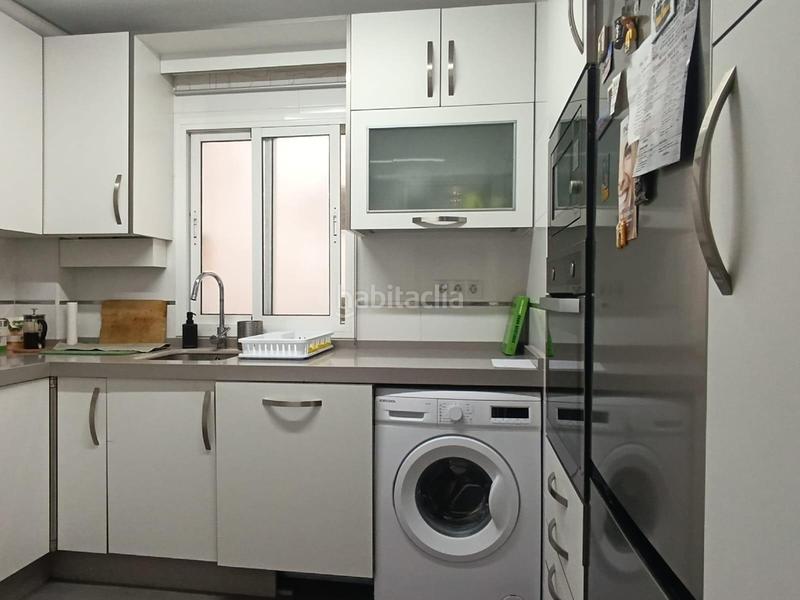 Foto 7e7abbc8-ba9e-4dd6-a69b-9ecb60bb12d2. Location appartement avec chauffage dans Sta. Aurelia - Cantábrico - Atlàntico - La Romería Sevilla