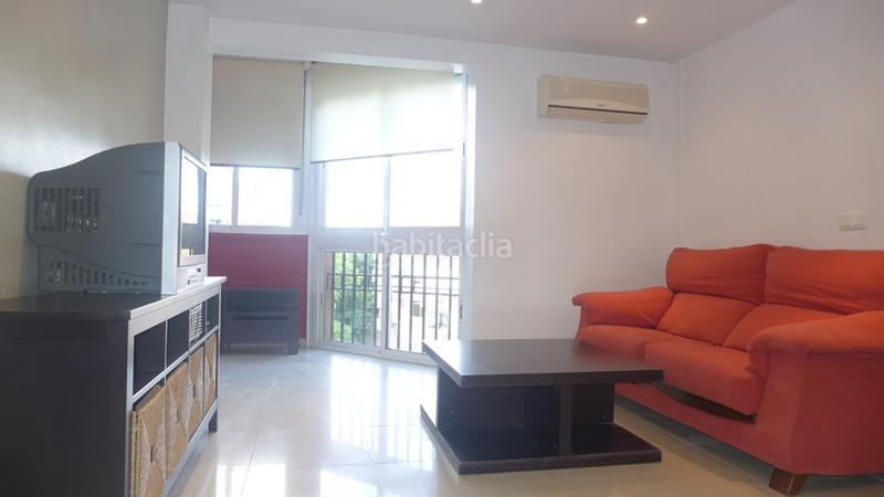 Foto 3b48207c-4c03-47a0-900a-2df8d4e54ccc. Flat with heating in La Oliva Sevilla